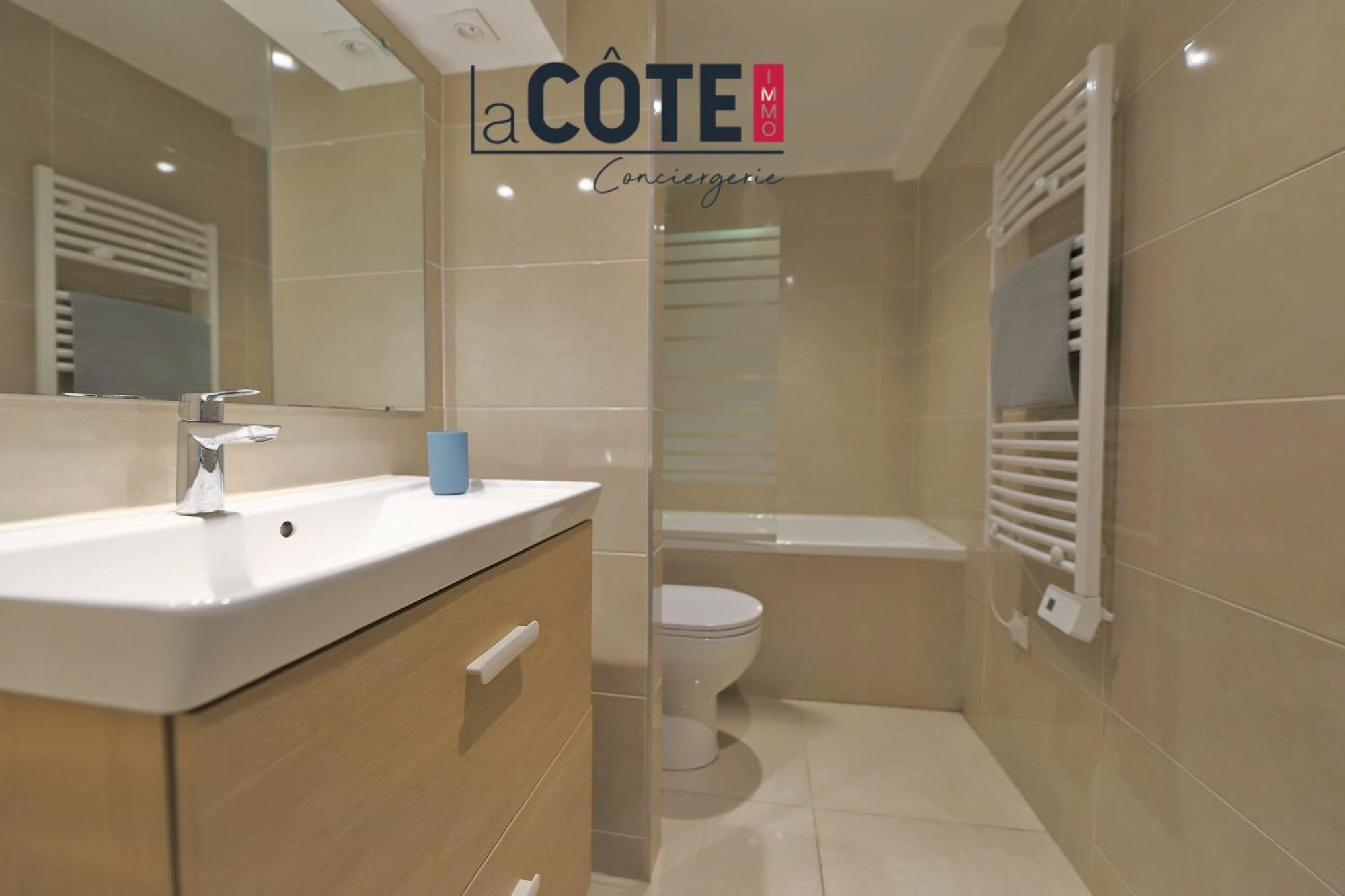 Châteauneuf-lès-Martigues Appart Affaires - 2 Couchages מראה חיצוני תמונה